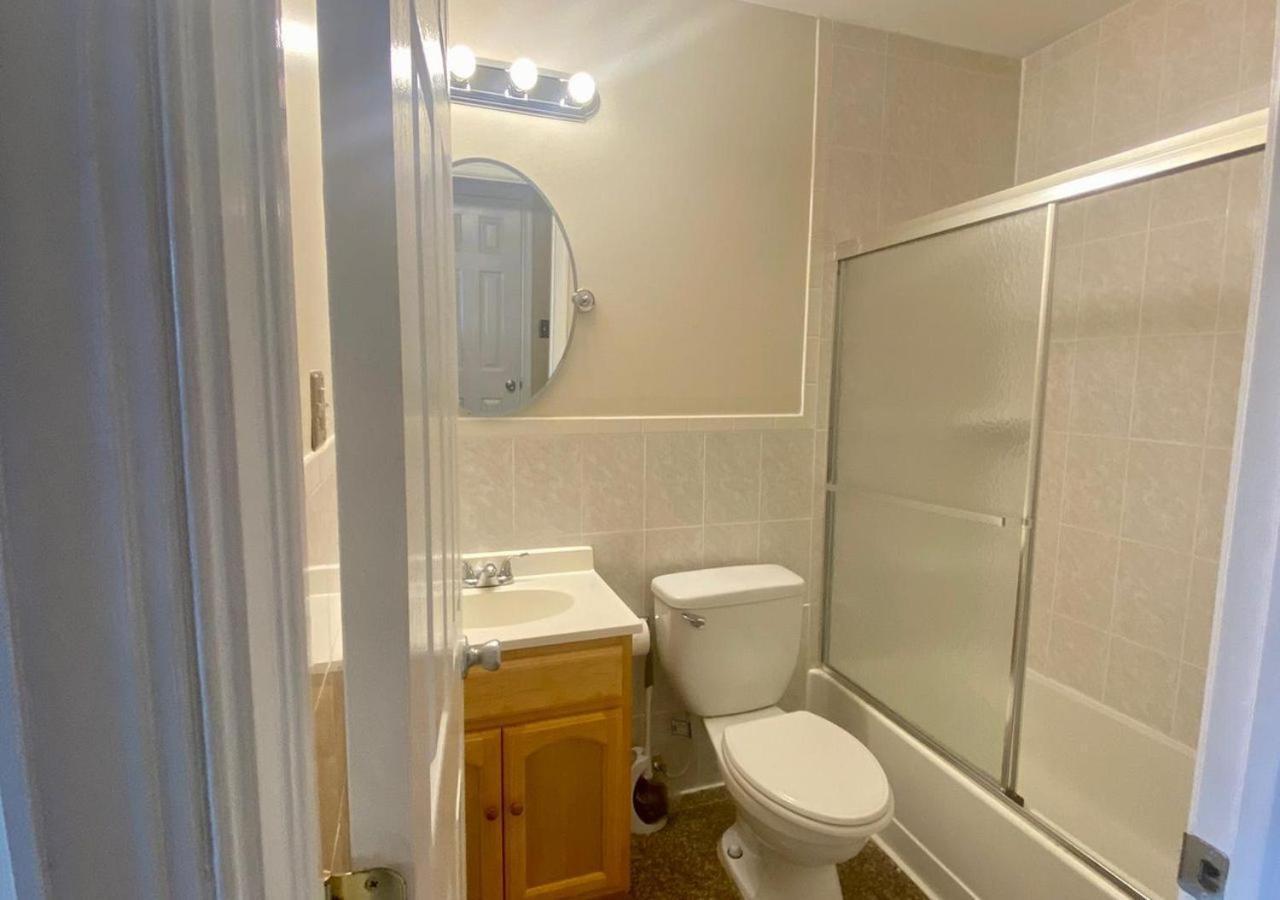Historic Townhouse Oasis With En-Suite Bathroom Филаделфия Стая снимка